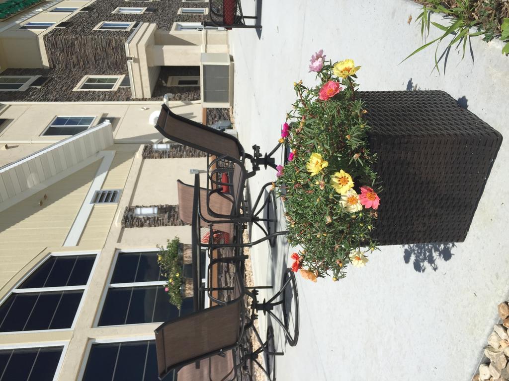 Grandstay Hotel & Suites Mount Horeb - Madison Dış mekan fotoğraf