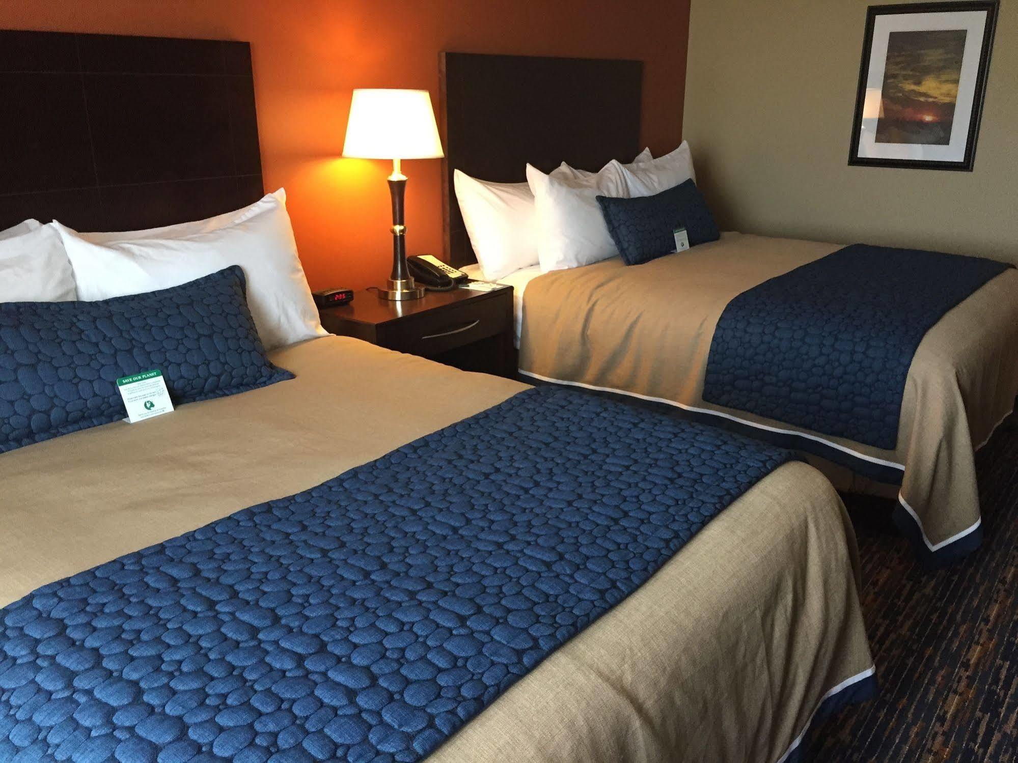 Grandstay Hotel & Suites Mount Horeb - Madison Dış mekan fotoğraf